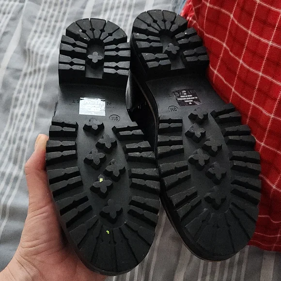 Nine West Combat boots - EUC!!!! Particularly perfect. 👌🏼 - Picture 7 of 7